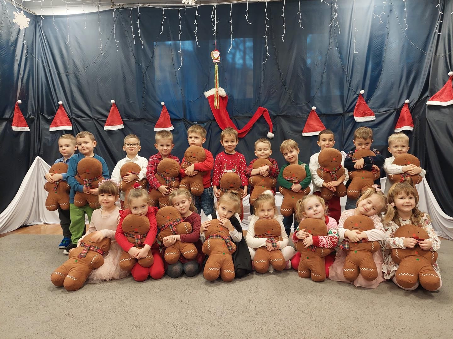 20251209_122544_1440x1080