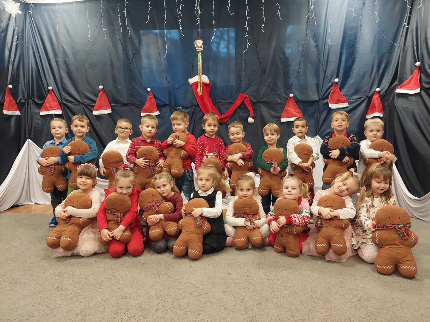 20251209_122619_1440x1080