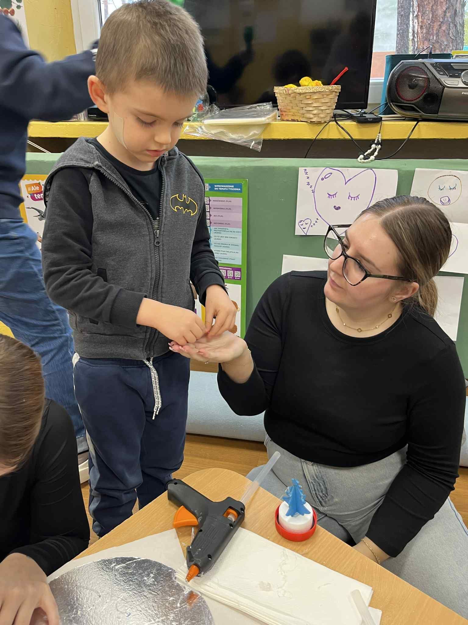 33a54f25-3dce-4709-a273-7527bb3adaf2