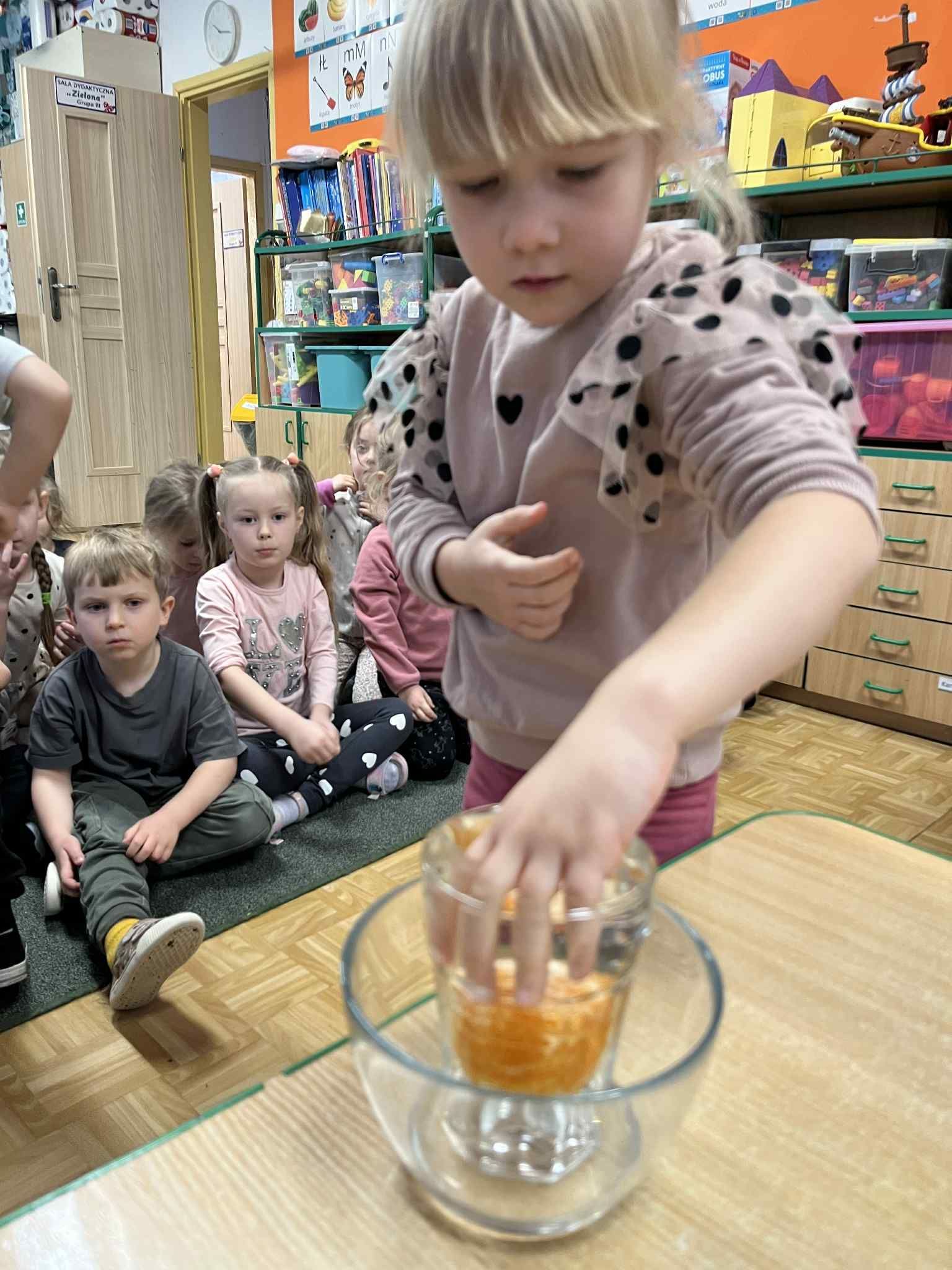 0ff3f611-ae8b-4727-abae-38198d020ee6