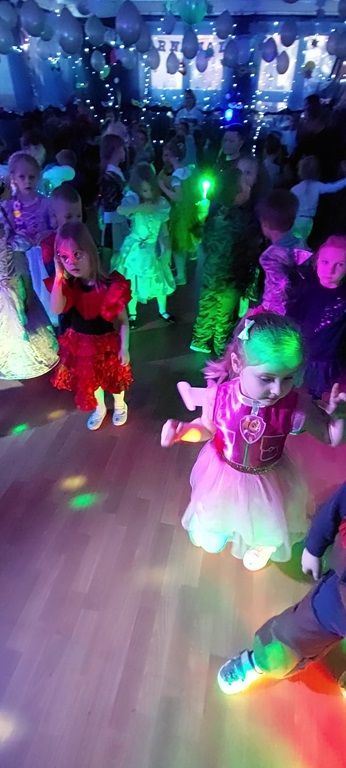 20260203_100755 - frame at 0m2s_346x768