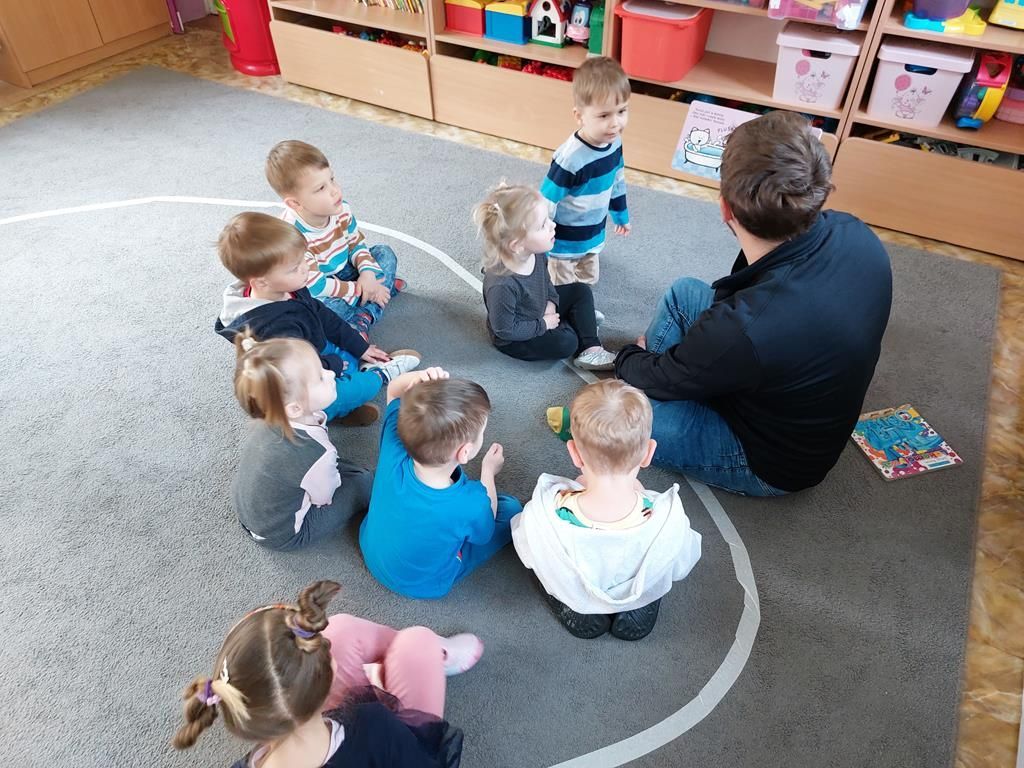 Tata Piotrka czyta (4)