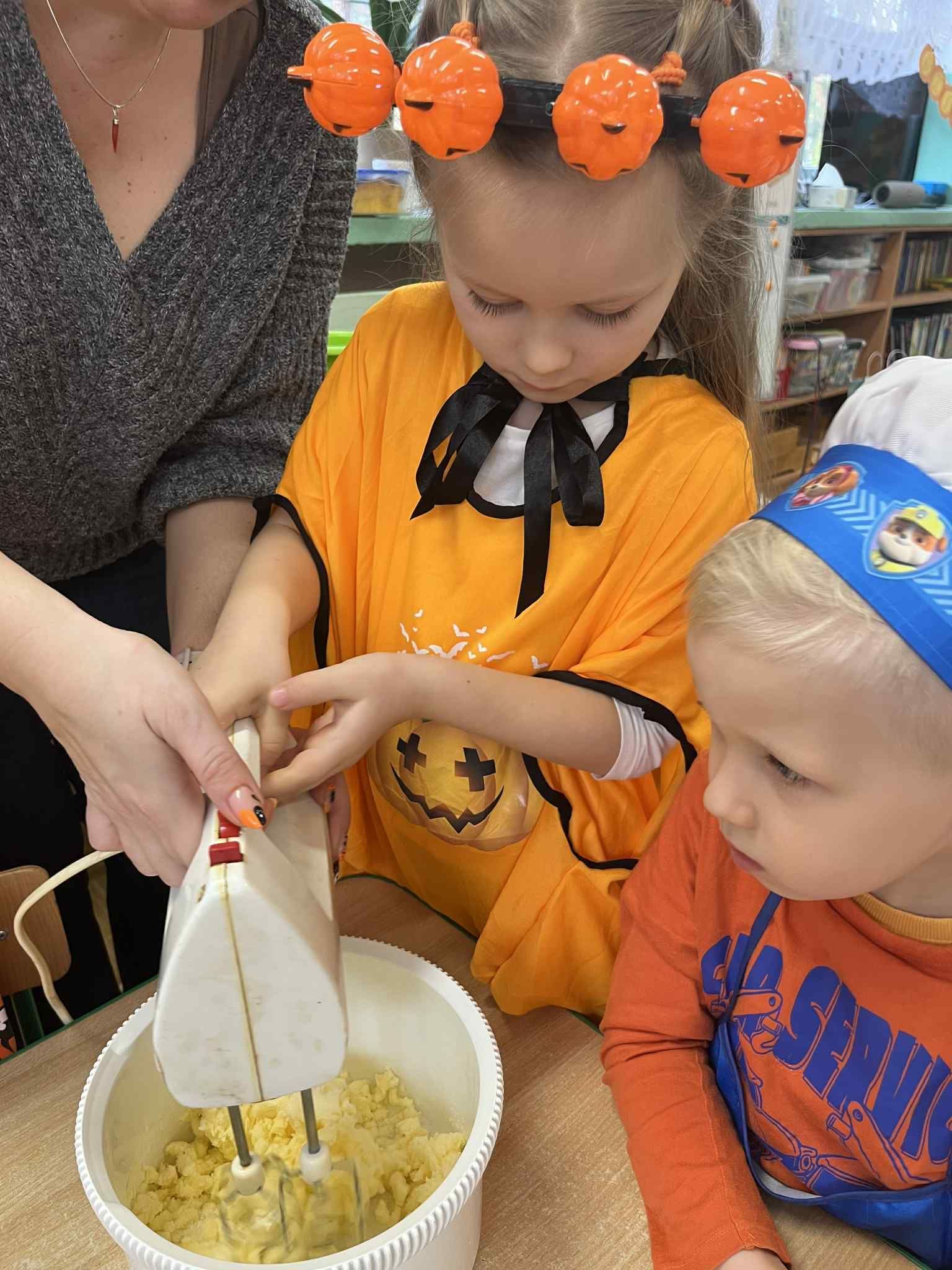 82ada118-838e-46dc-86b8-61de79946d8b