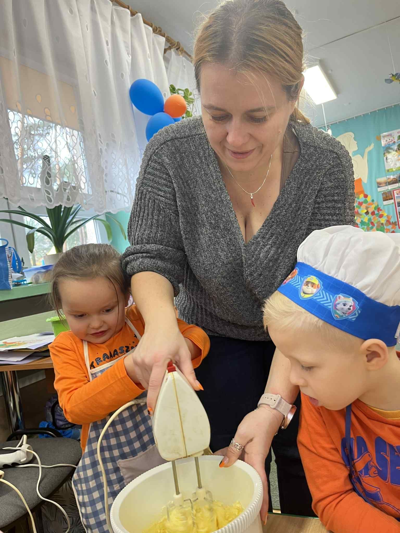 ee0ac33a-a6ff-499c-8546-9c19ef931b2d